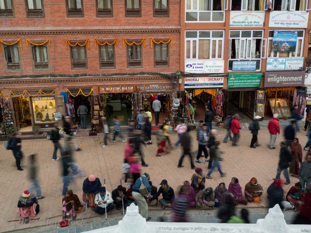 The line of beggars